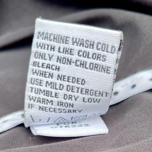 Vintage Jou Jou light trench coat, black with white trim - Picture 9 of 9